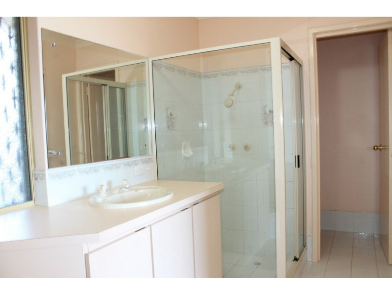 12 Giddens Court, North Lake WA 6163