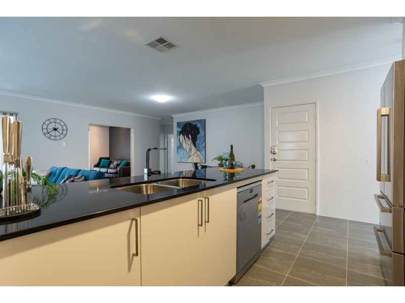 39a Bickley Road, Cannington WA 6107