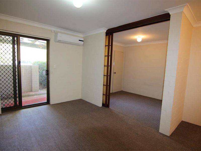 2/1 Brookside Avenue, South Perth WA 6151