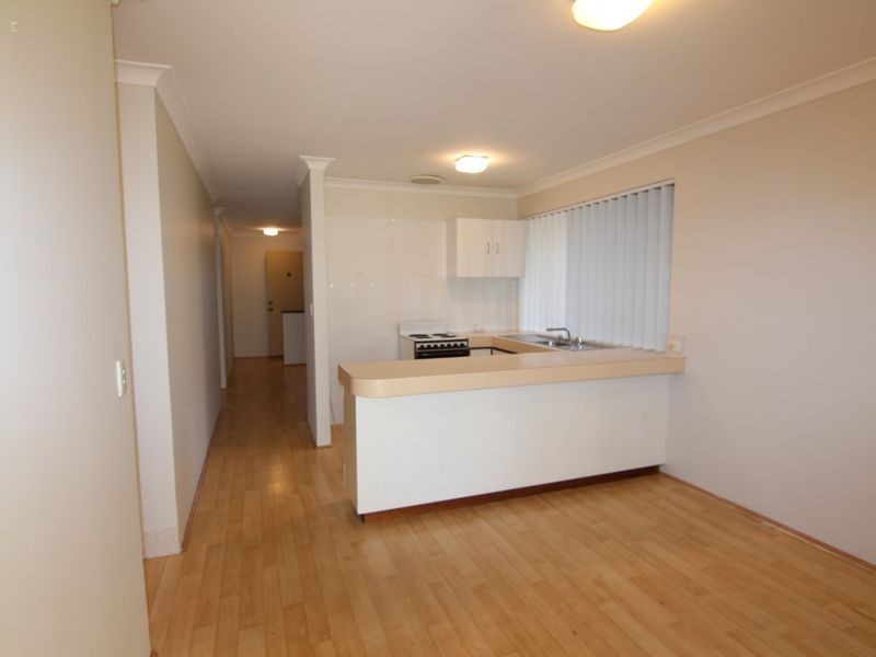 6/13 Golf Road, Parkwood WA 6147