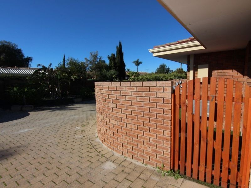 7/23 Golf Road, Parkwood WA 6147