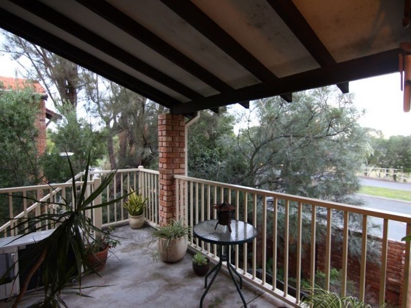 24/80 Edgecumbe Street, Como WA 6152