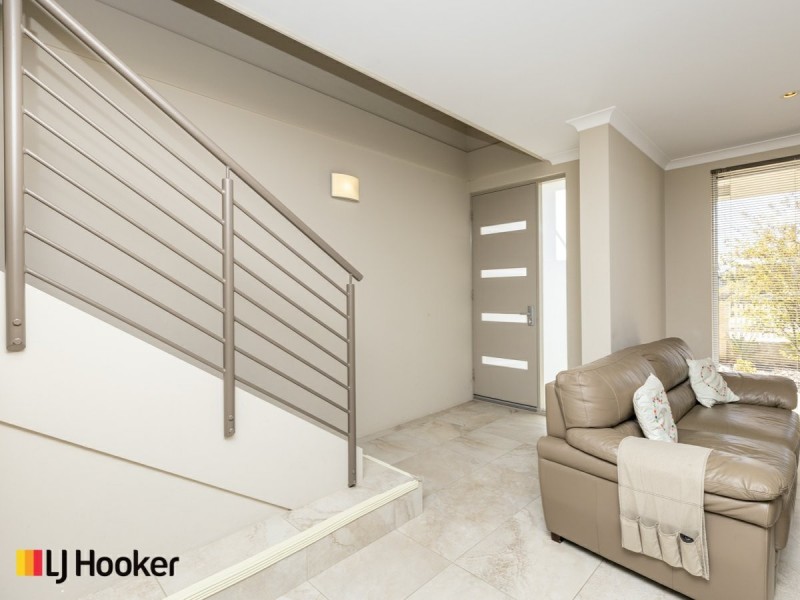 58 Congenial Loop, Atwell WA 6164