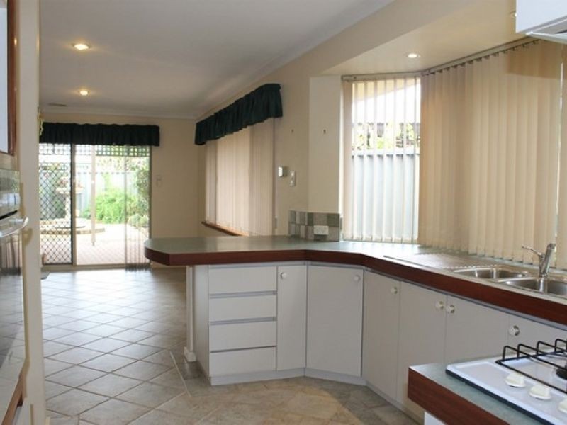 68B Towncentre Drive, Thornlie WA 6108