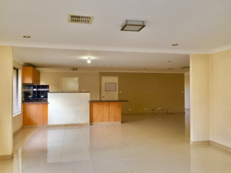 270 Shreeve Road, Canning Vale WA 6155