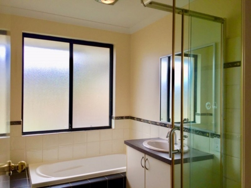 270 Shreeve Road, Canning Vale WA 6155