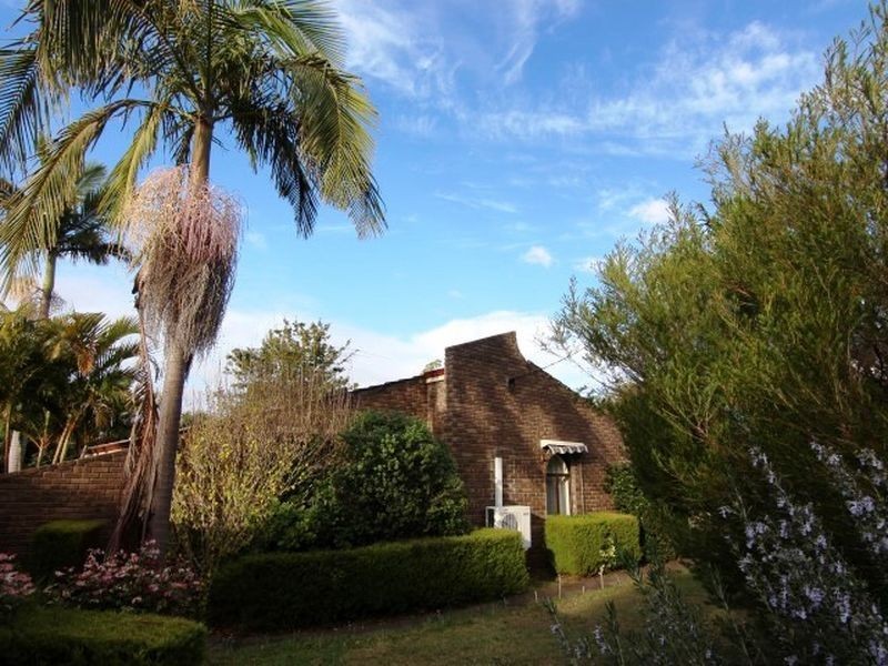 82 Burrendah Boulevard, Willetton WA 6155