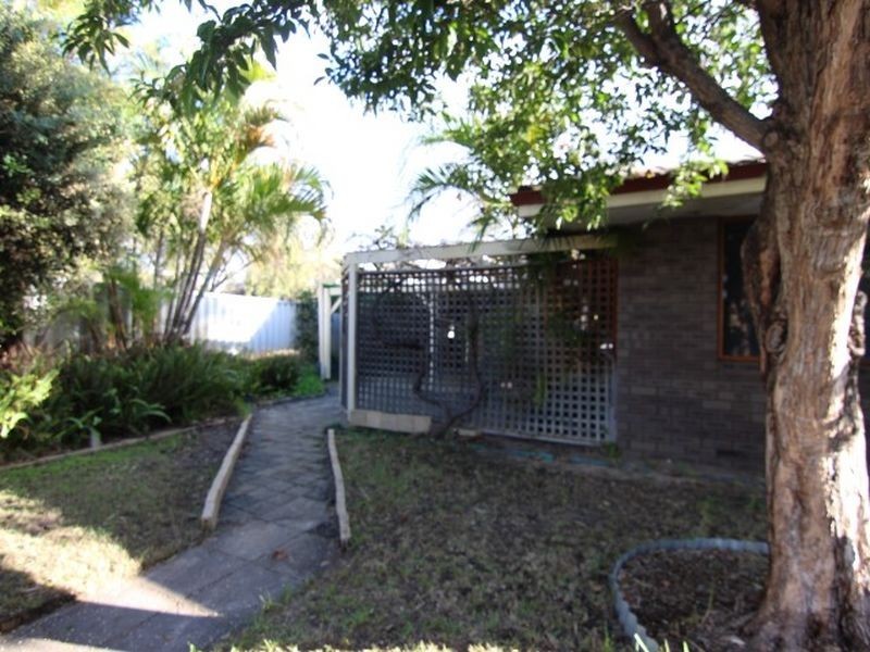 82 Burrendah Boulevard, Willetton WA 6155