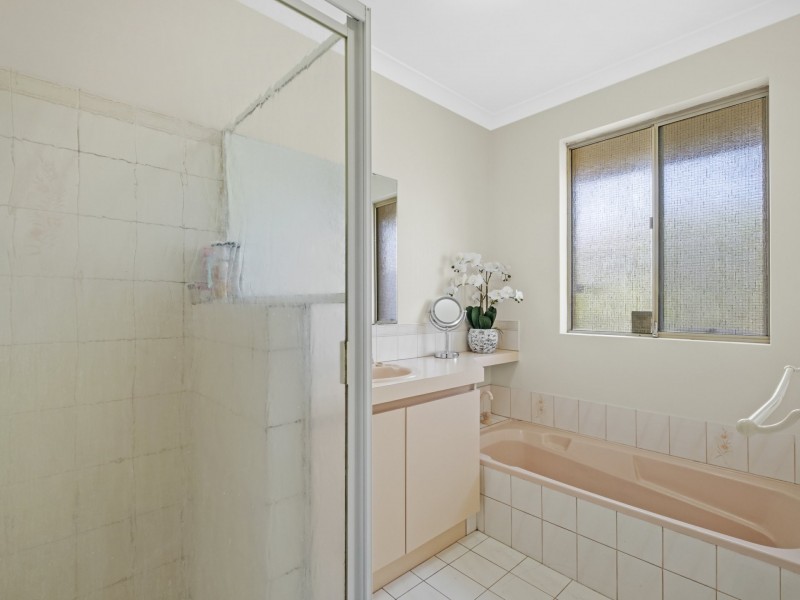 3 Itea Place, South Lake WA 6164