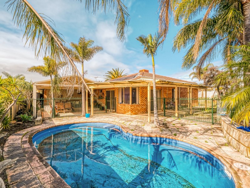 3 Itea Place, South Lake WA 6164