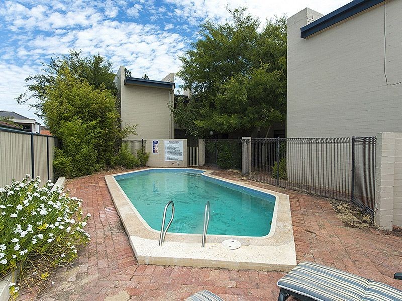 2/1 Brookside Avenue, South Perth WA 6151