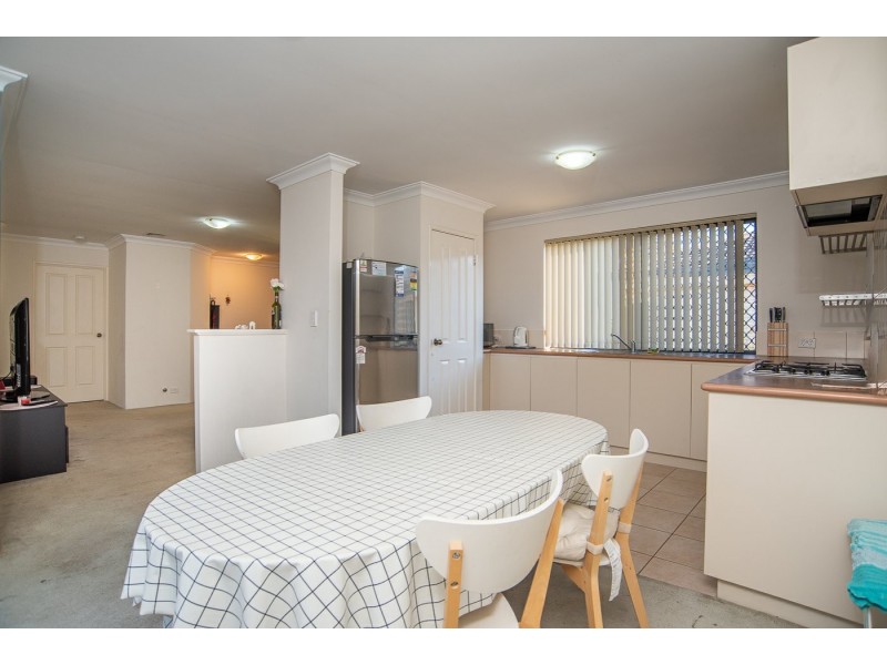 Unit 9/10 Leslie Street, Cannington WA 6107