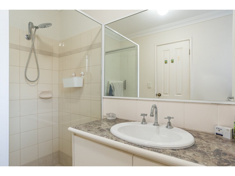 Unit 9/10 Leslie Street, Cannington WA 6107