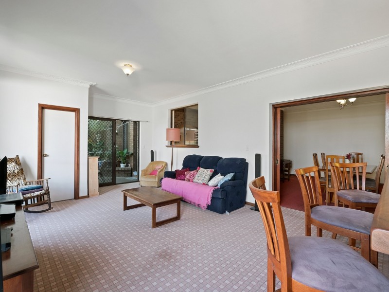 18 Birbeck Way, Spearwood WA 6163