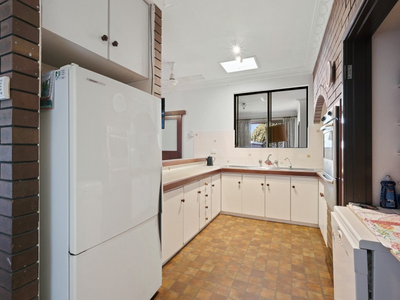 18 Birbeck Way, Spearwood WA 6163