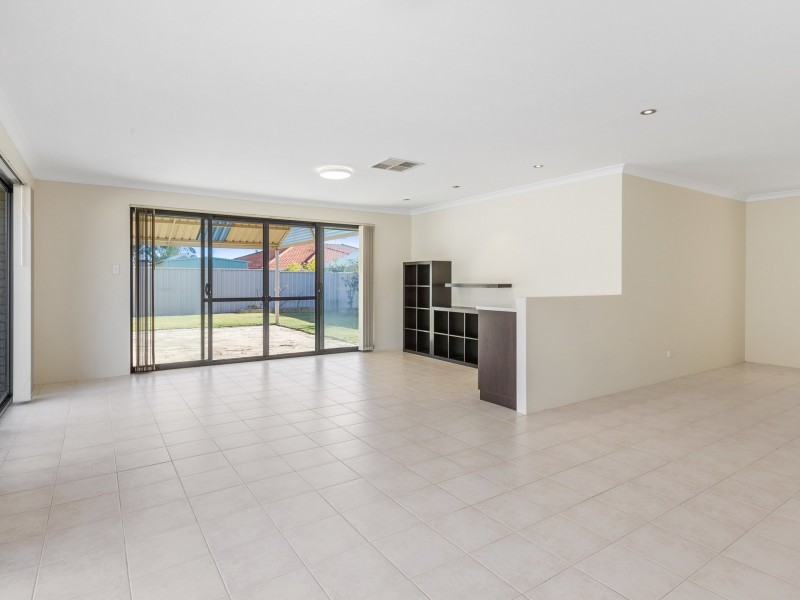 45 Copperback Circle, Huntingdale WA 6110