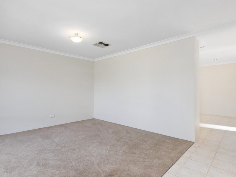 45 Copperback Circle, Huntingdale WA 6110