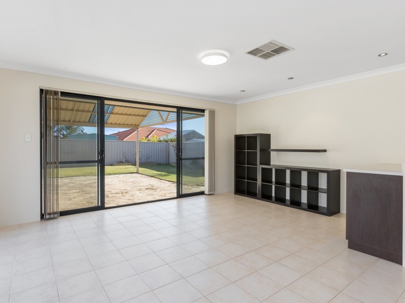 45 Copperback Circle, Huntingdale WA 6110