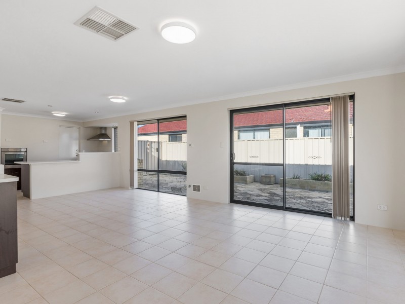 45 Copperback Circle, Huntingdale WA 6110