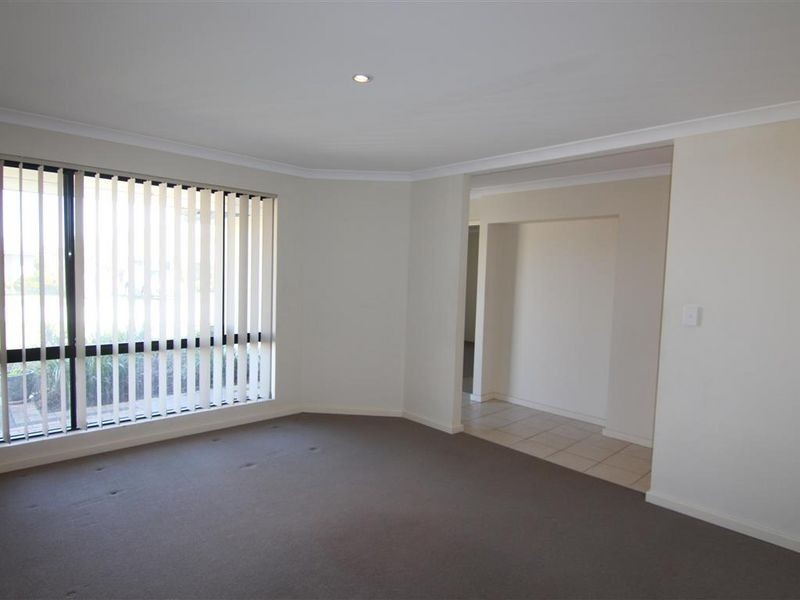 7 La Grange Way, Gosnells WA 6110
