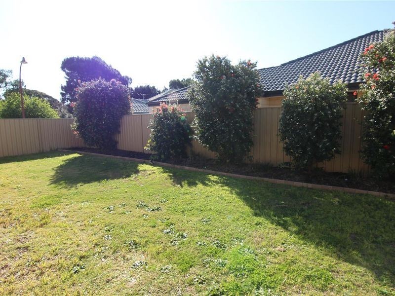 7 La Grange Way, Gosnells WA 6110