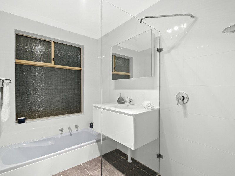 3 The Ridgeway, Swan View WA 6056