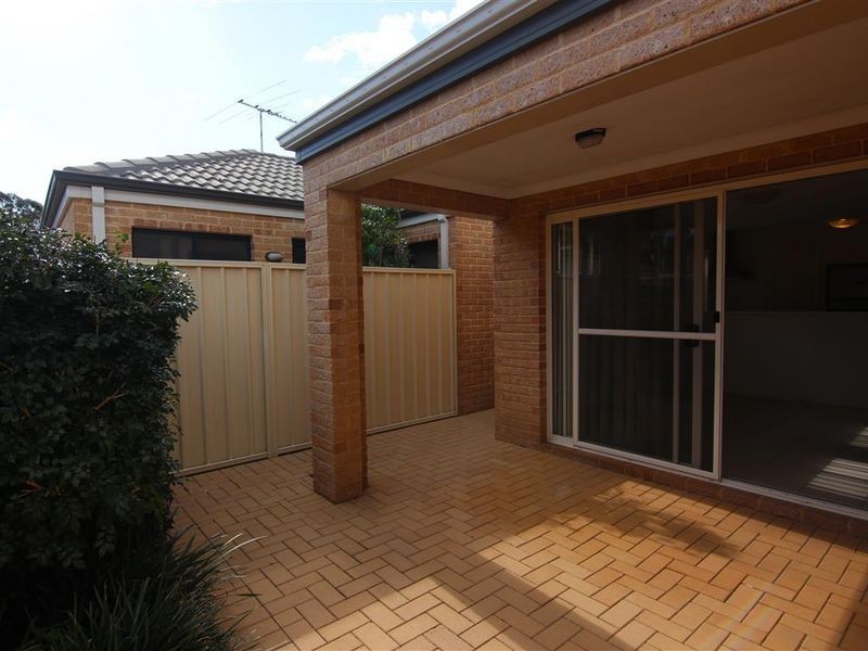 4/17-21 Third Avenue, Kelmscott WA 6111