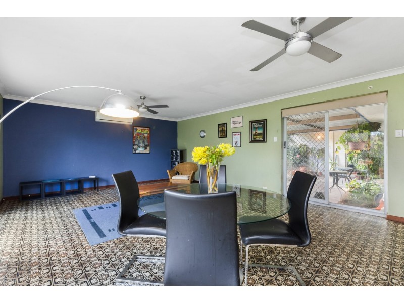 303 Vahland Avenue, Willetton WA 6155