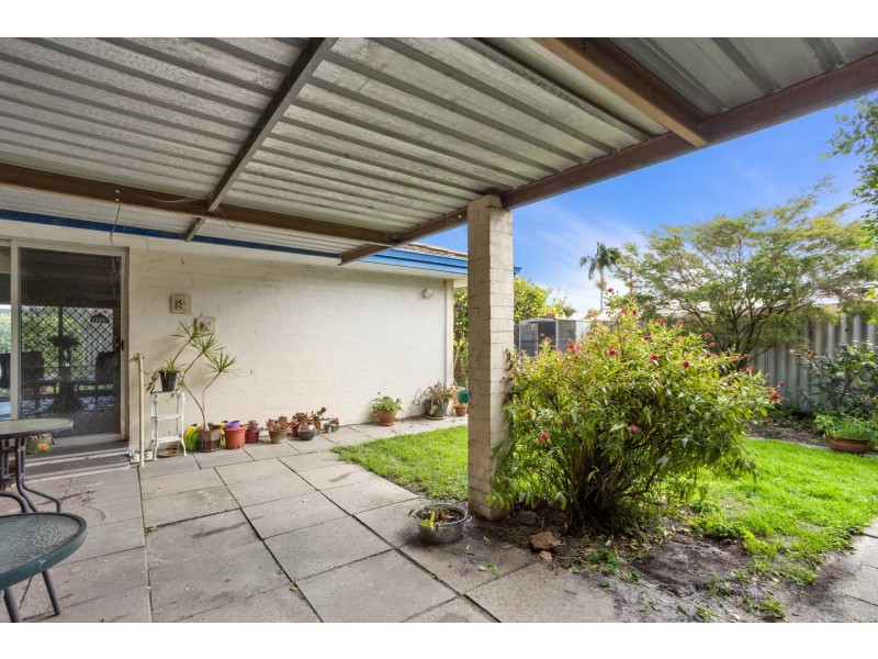 303 Vahland Avenue, Willetton WA 6155