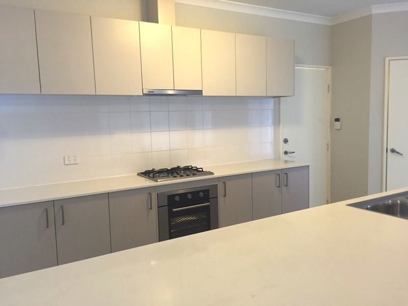 10 Plumosa Avenue, Beeliar WA 6164