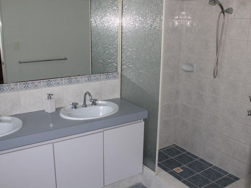 10 Touchell Retreat, Atwell WA 6164