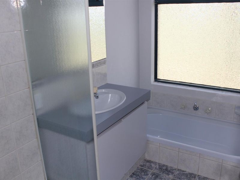 10 Touchell Retreat, Atwell WA 6164