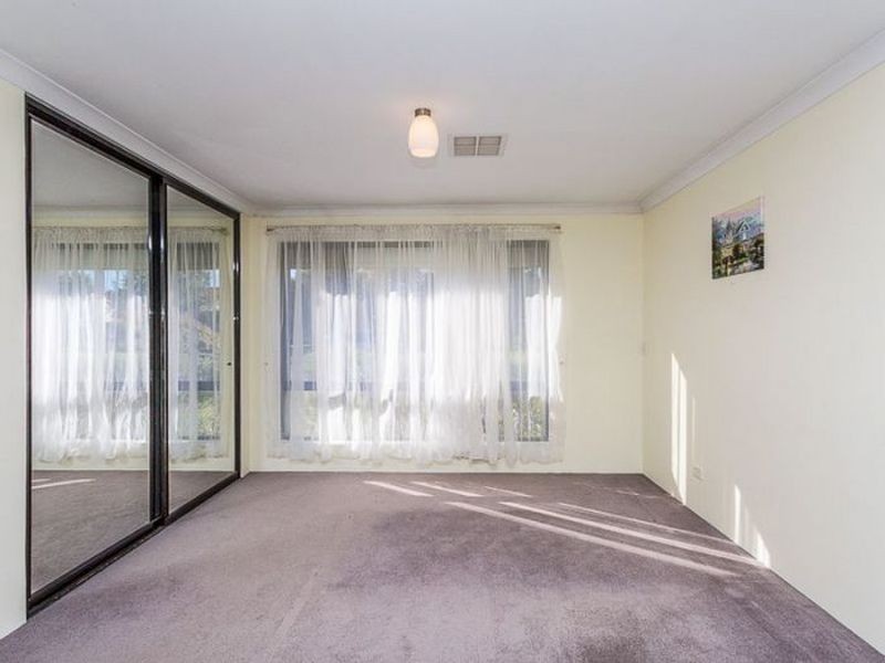 3 Gilbride Cove, Atwell WA 6164