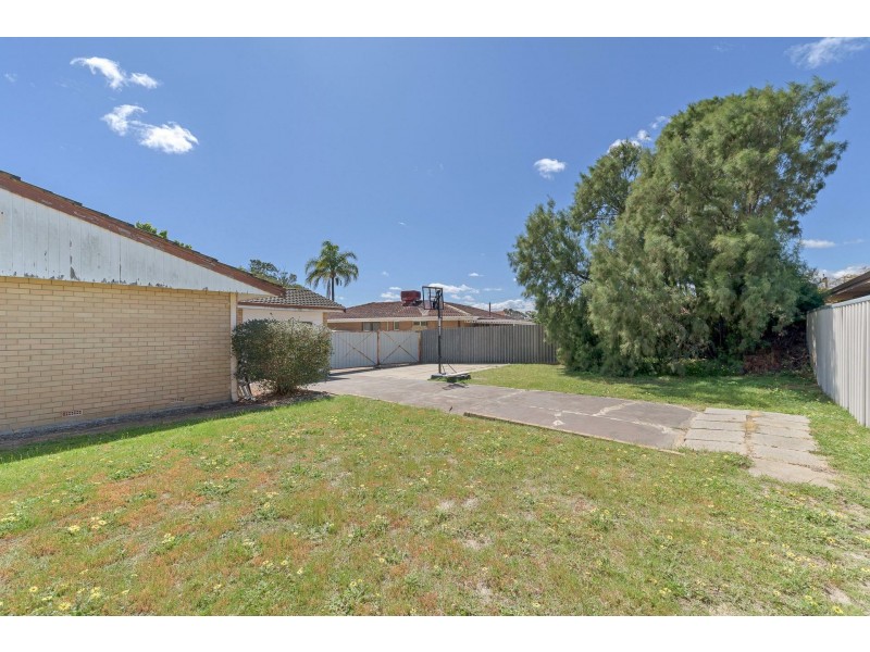 43 Flinders Crescent, Bull Creek WA 6149