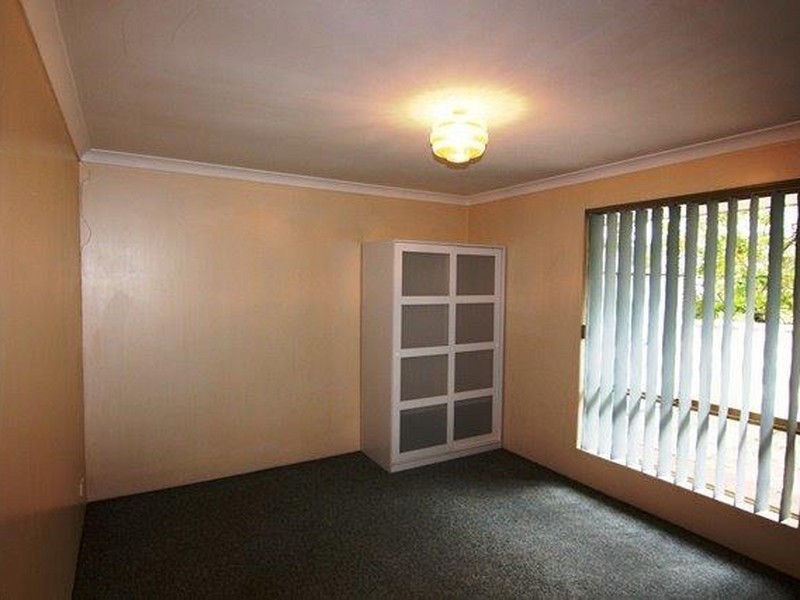 5a Kemmish Crescent, Melville WA 6156