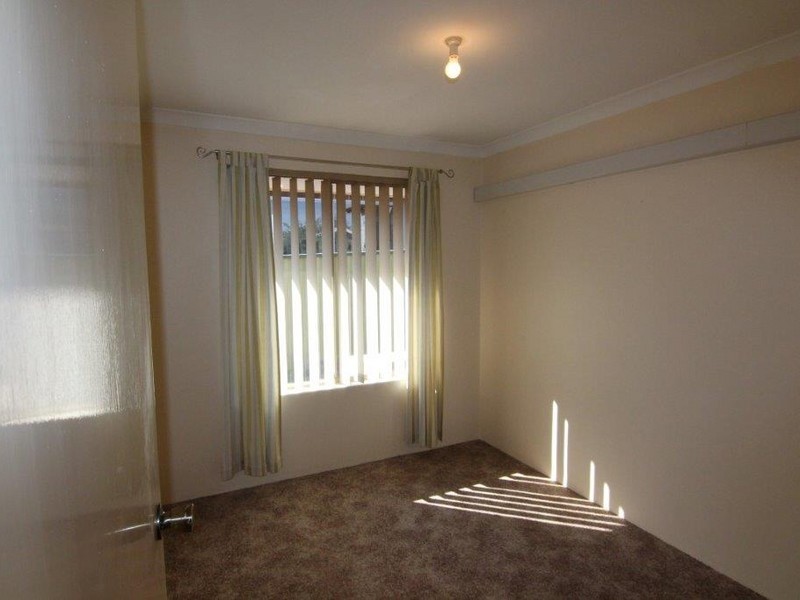 5a Kemmish Crescent, Melville WA 6156