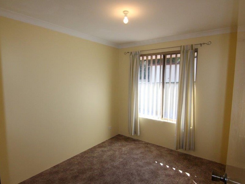 5a Kemmish Crescent, Melville WA 6156