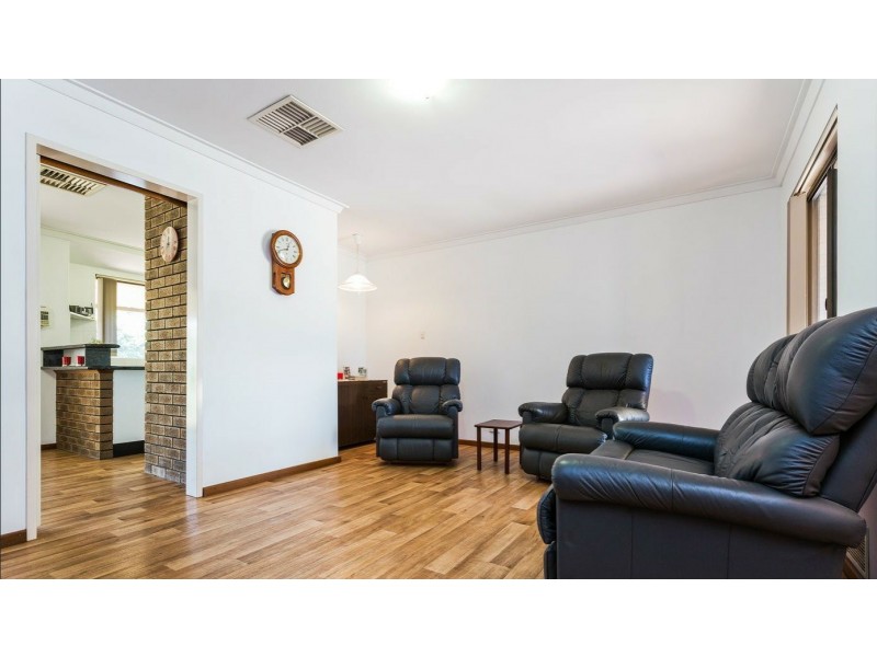 1 Iandra Loop, Willetton WA 6155