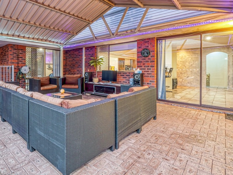 2 Ben Place, Willetton WA 6155
