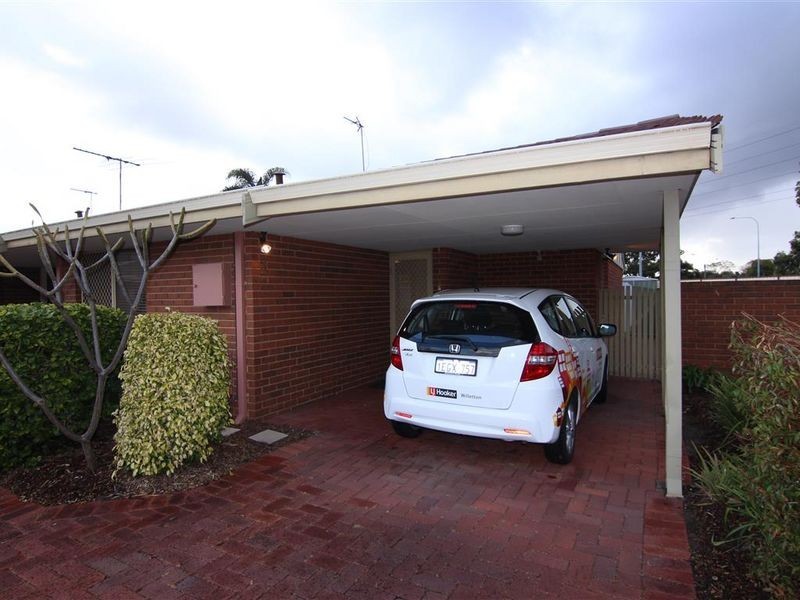 11/5 Dewey Street, Shelley WA 6148