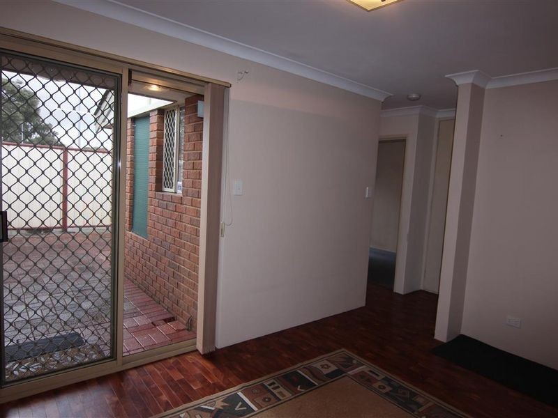 11/5 Dewey Street, Shelley WA 6148