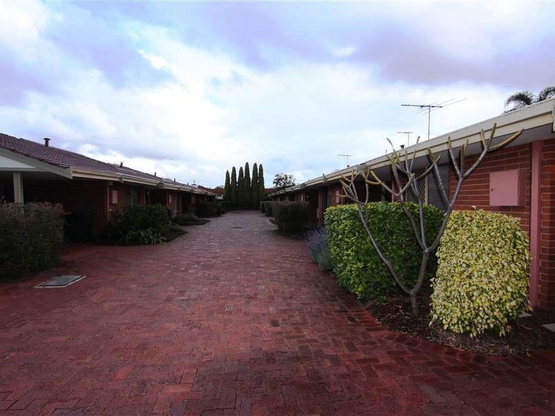 11/5 Dewey Street, Shelley WA 6148