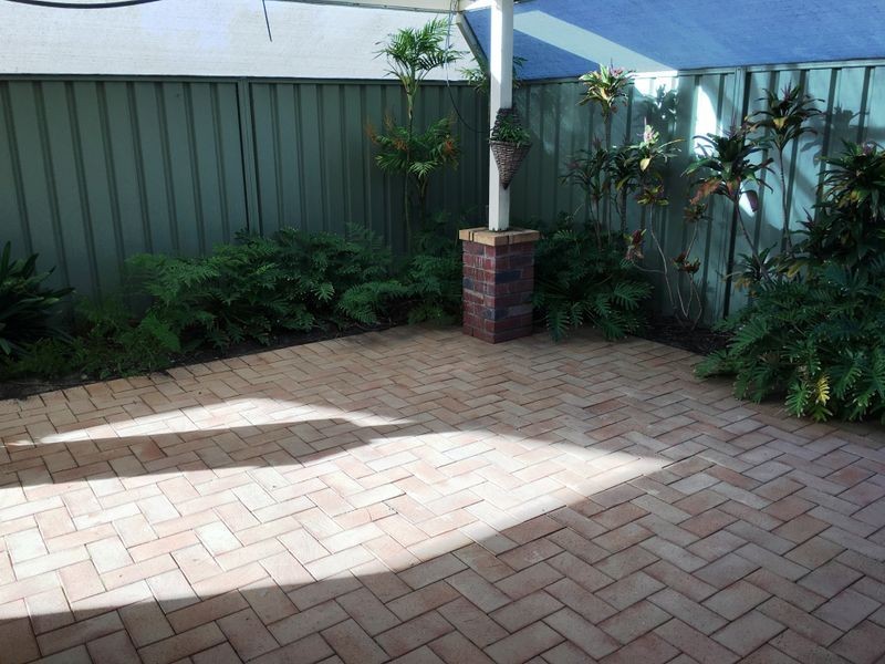 4 Barcroft Court, Atwell WA 6164