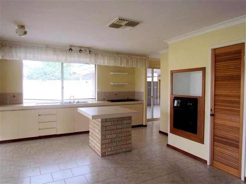 21 Tippett Court, Willetton WA 6155