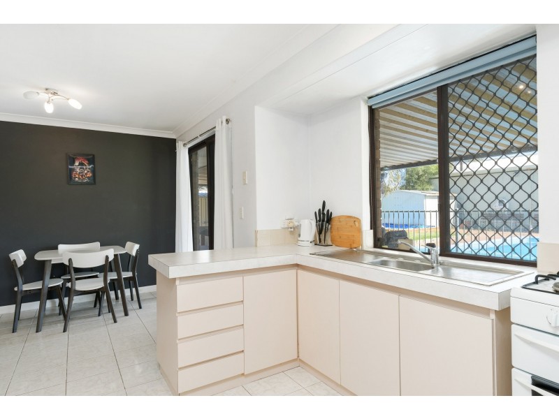 24 Eppalock Grove, South Lake WA 6164