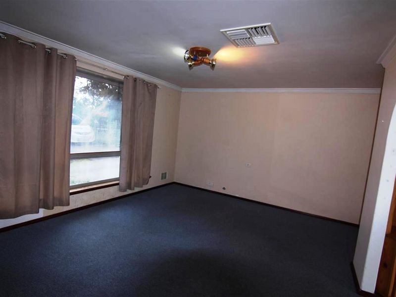 35 Freesia Way, Willetton WA 6155