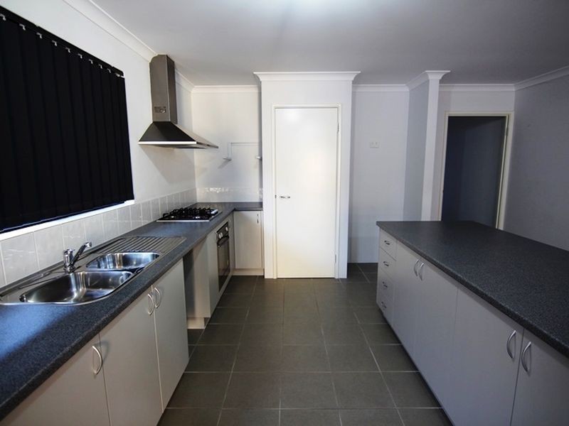 131 Price Parkway, Bertram WA 6167