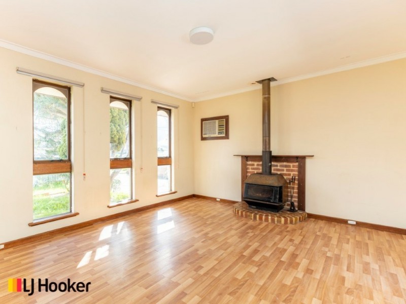 16 Olga Road, Maddington WA 6109