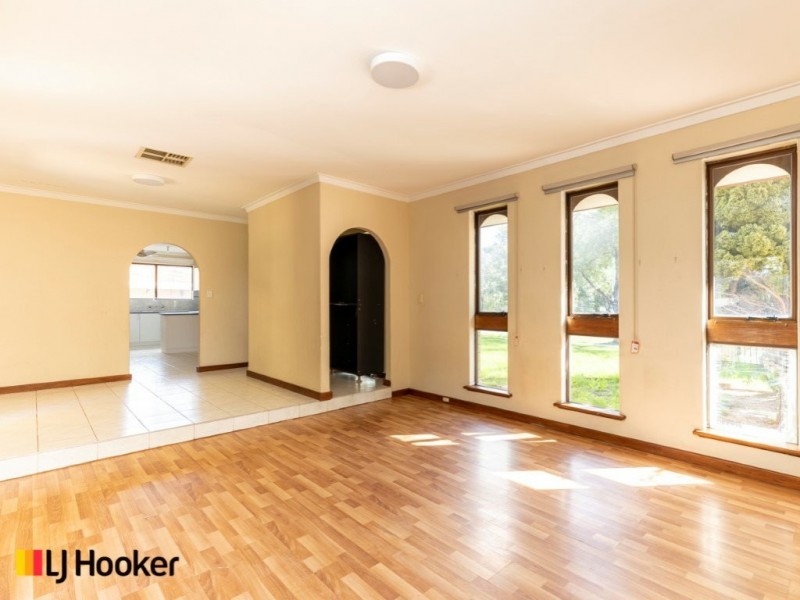 16 Olga Road, Maddington WA 6109