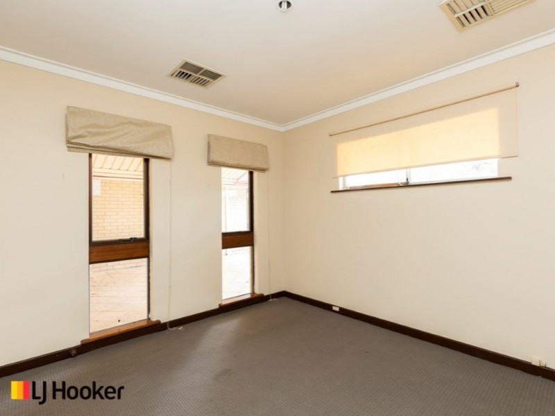 16 Olga Road, Maddington WA 6109